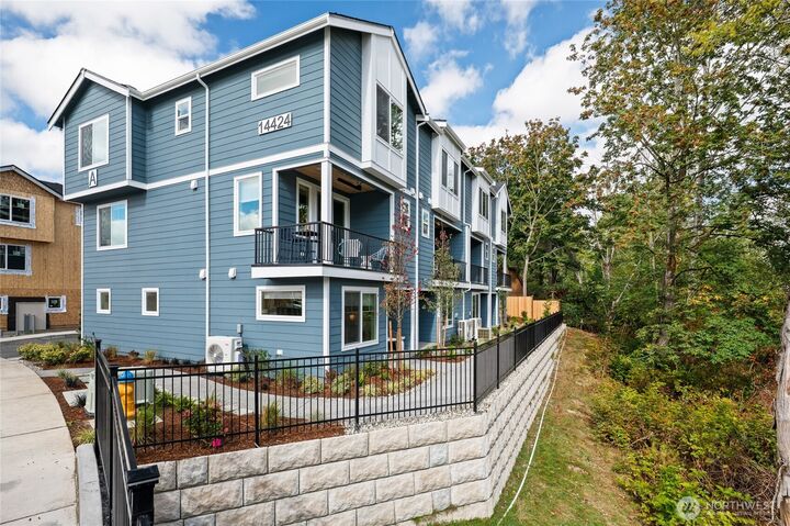 Property Photo: 14424 Madison Way B1 WA 98087