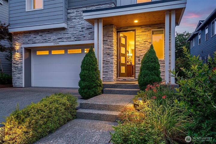 Property Photo:  12099  164th Court NE  WA 98052 