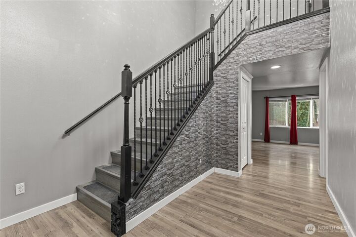 Property Photo:  7428  19th Place SE  WA 98258 