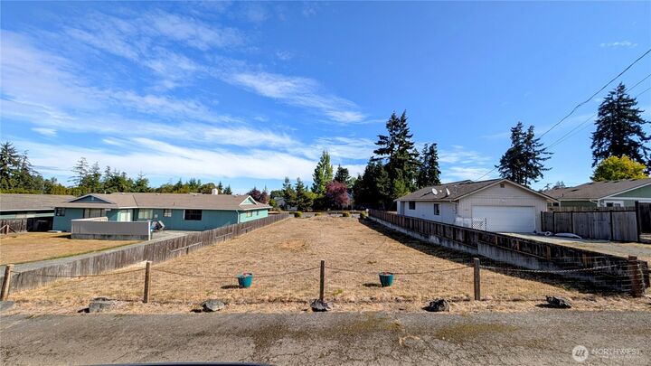 Property Photo:  9999 W 10th Street  WA 98363 