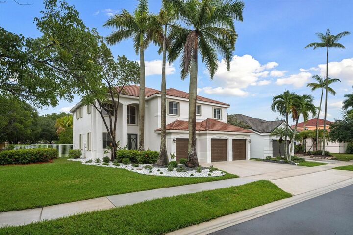 Property Photo:  890 Hawthorn Terrace  FL 33327 