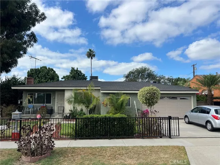 Property Photo: 11876 Lesser CA 90650