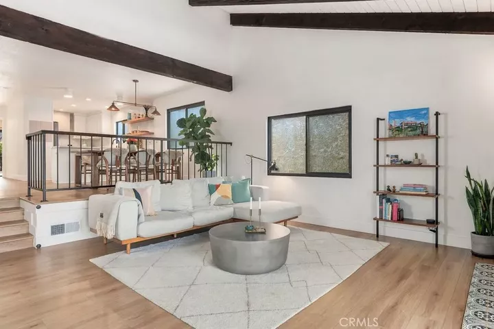 Property Photo:  1121 Stanford  CA 90278 