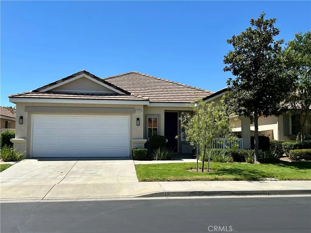 Property Photo:  29153 Hidden Lake  CA 92584 