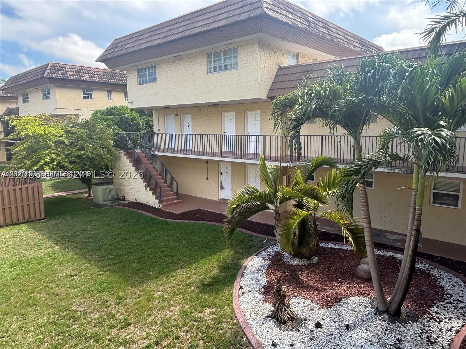 Property Photo: 8500 SW 109th Ave 6-211 FL 33173