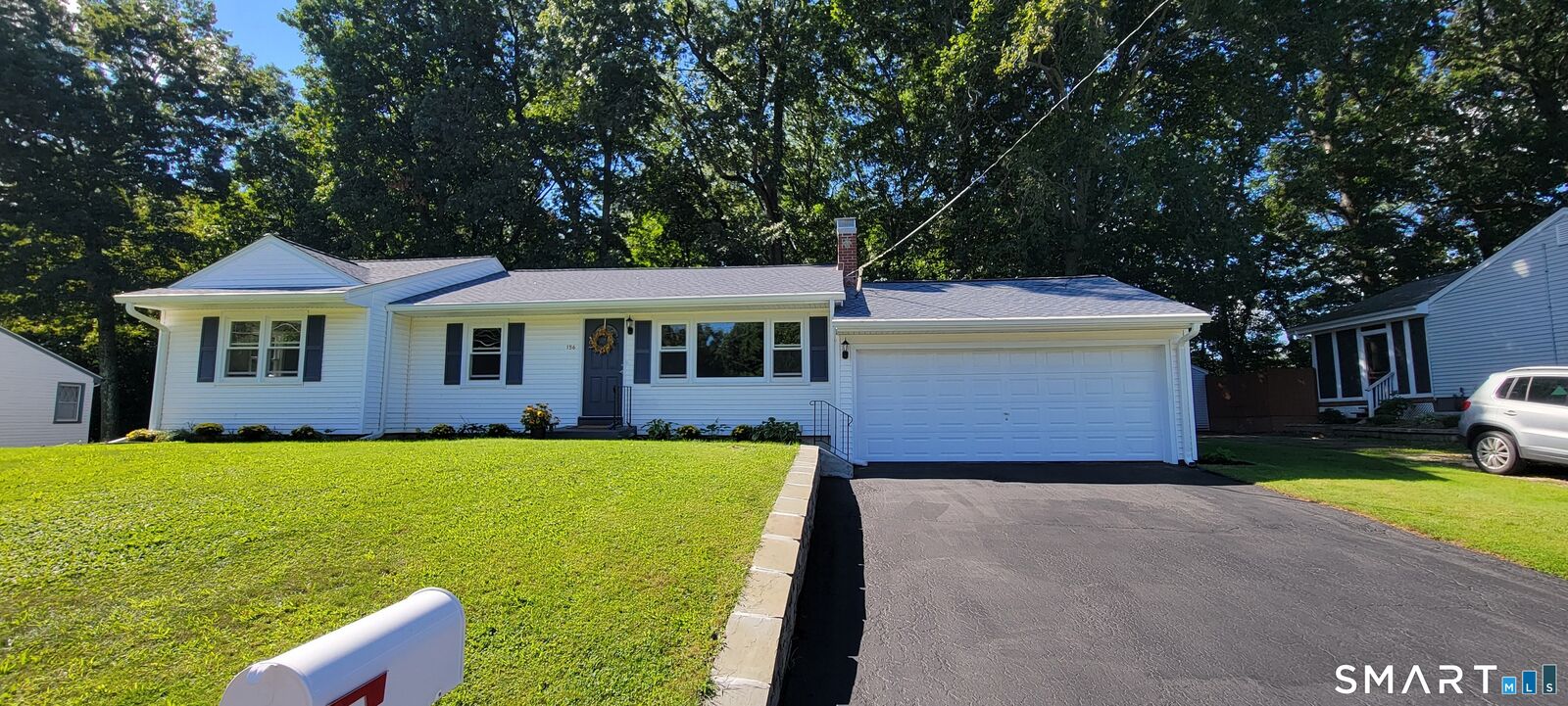 Property Photo:  156 Robin Hill Road  CT 06450 