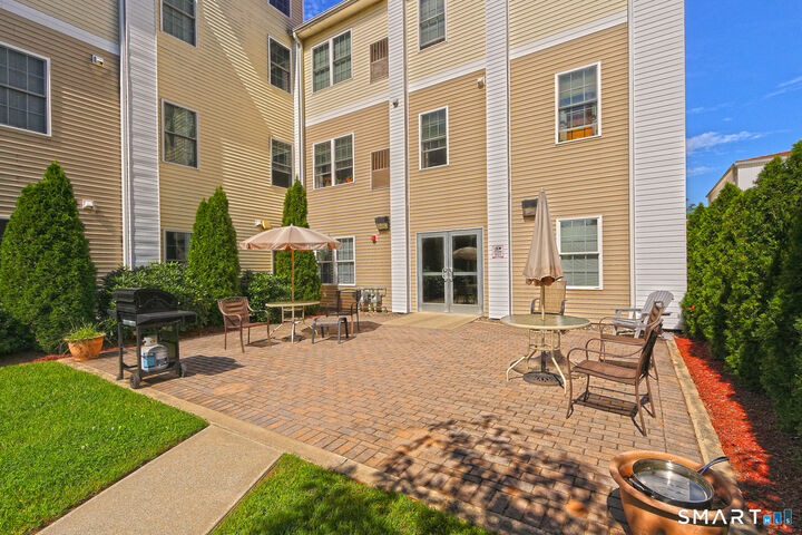 Property Photo:  510 First Avenue 103  CT 06516 
