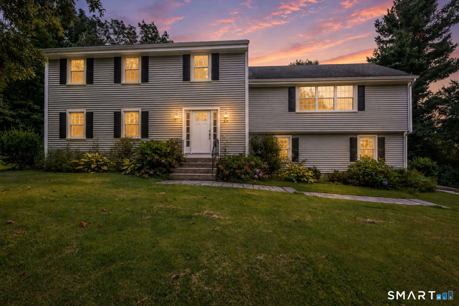 Property Photo:  50 Boulder Circle  CT 06033 