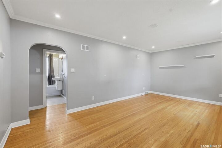 Property Photo: 723 4th Street E SK S7H 1K1