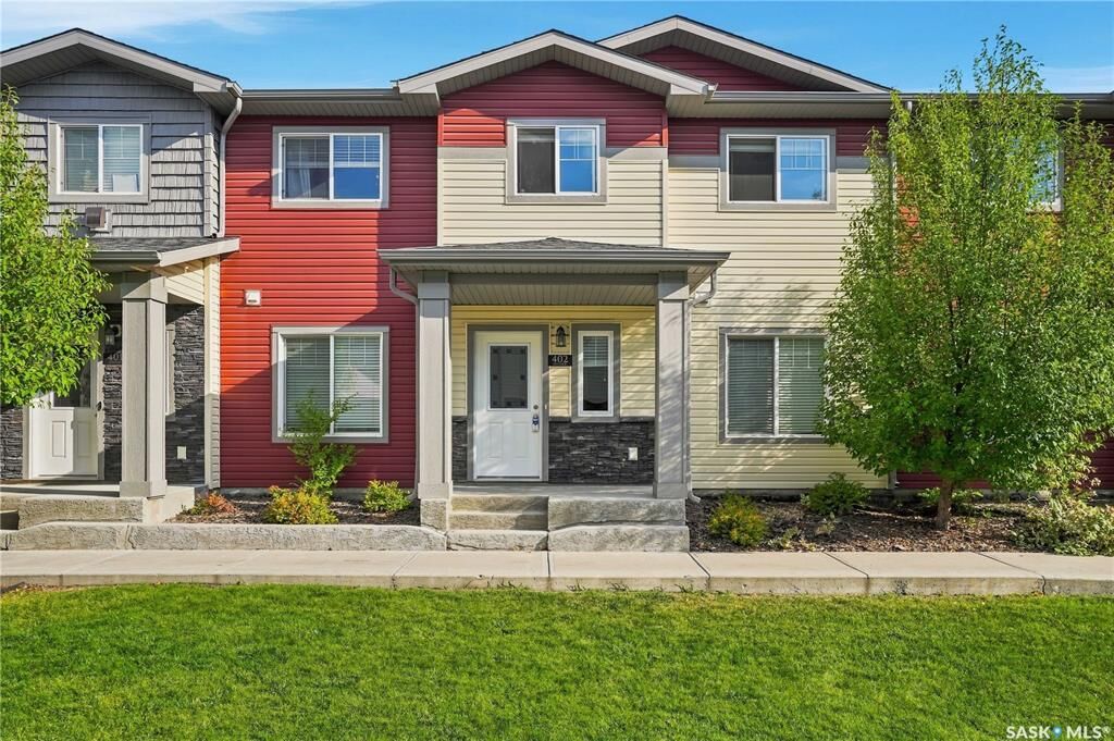 Property Photo:  3440 Avonhurst Drive 402  SK S4R 2E1 