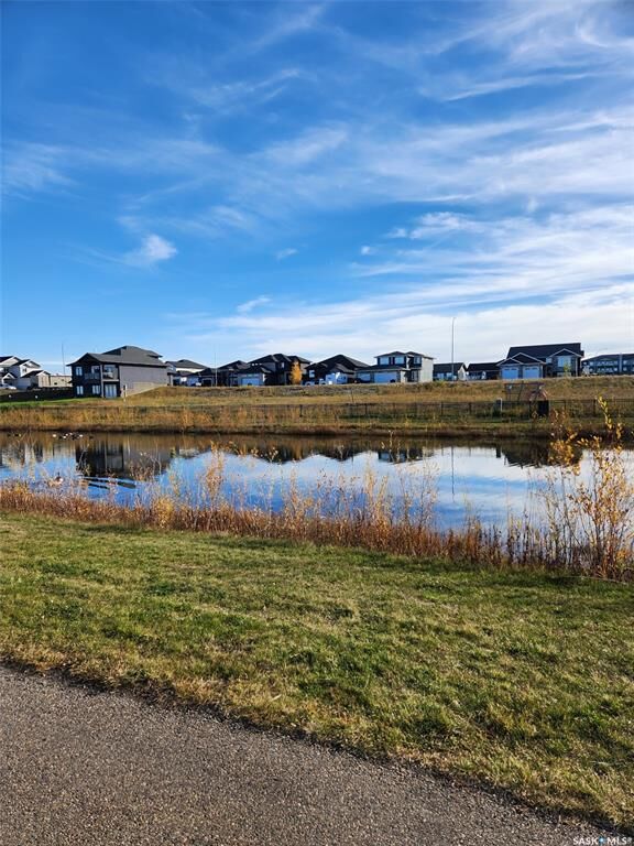 Property Photo:  1020 3rd Street N  SK S0K 2T0 