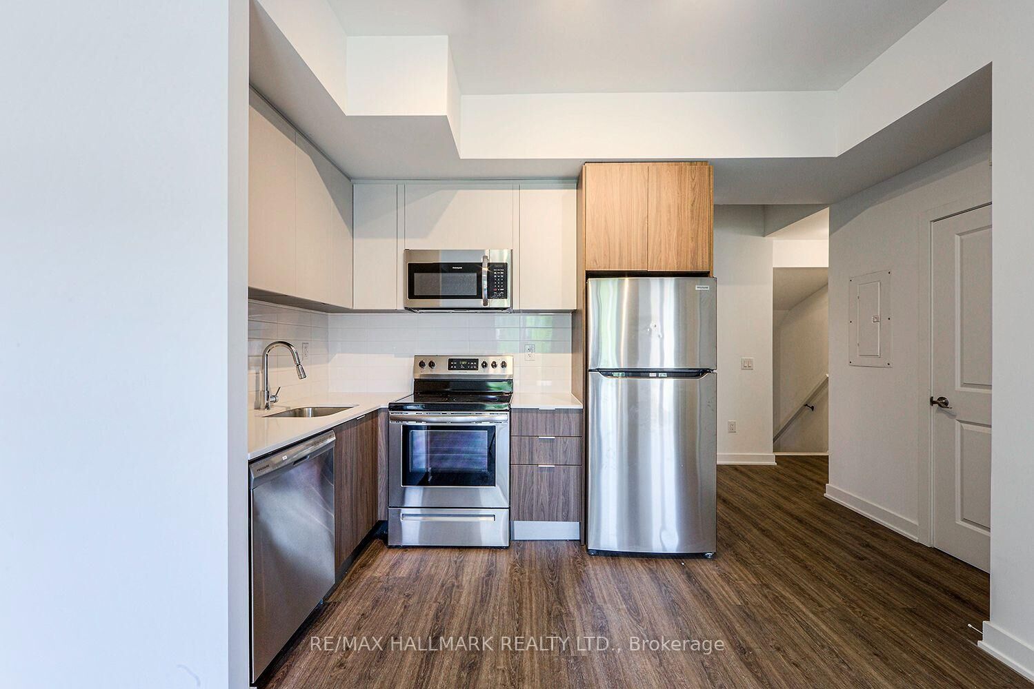 Property Photo:  37 Danforth Road 357  ON M1L 0J6 