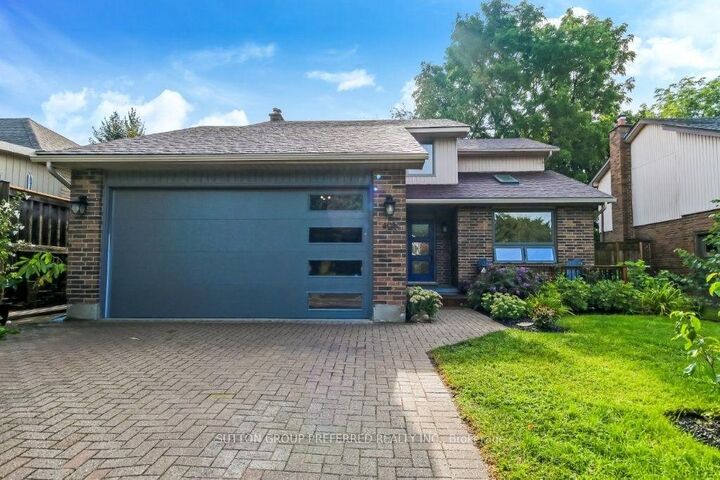 Property Photo:  406 Hartson Road  ON N6H 4X9 