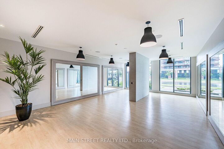 Property Photo:  2545 Simcoe Street N 1706  ON L1L 0W3 