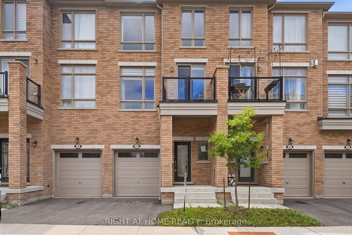 Property Photo:  57 Drover Circle  ON L4A 7G4 
