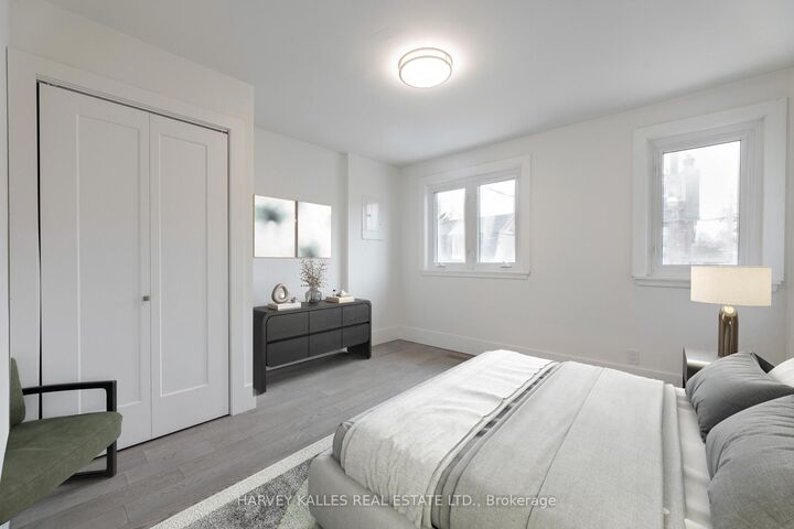 Property Photo:  210 Christie Street 2  ON M6G 3B7 