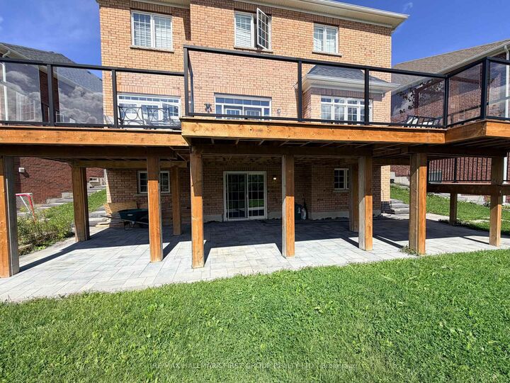 Property Photo: 1671 William Lott Drive ON L1K 0X3