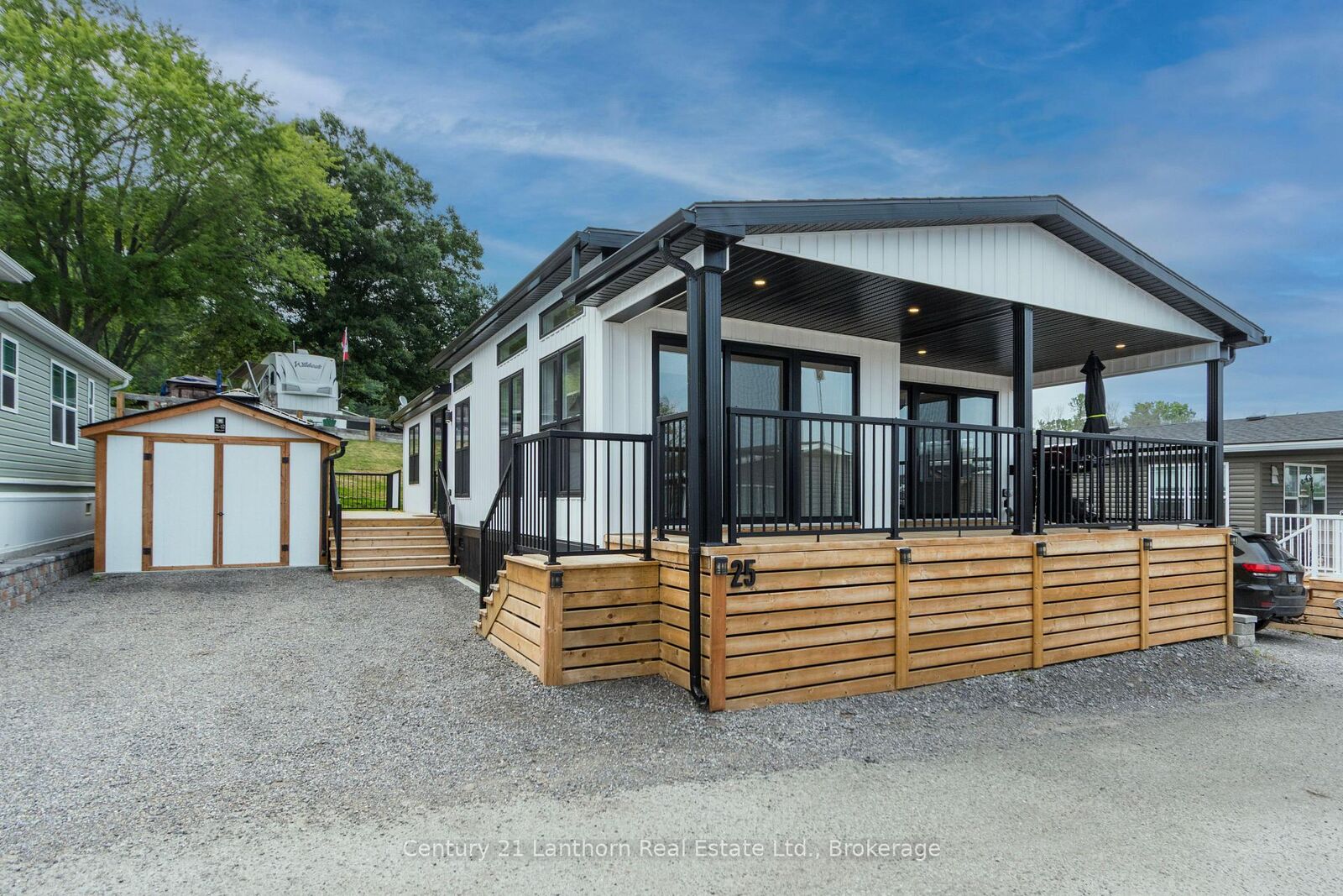 Property Photo: 484 Frankford Stirling Road 25 ON K0K 2C0