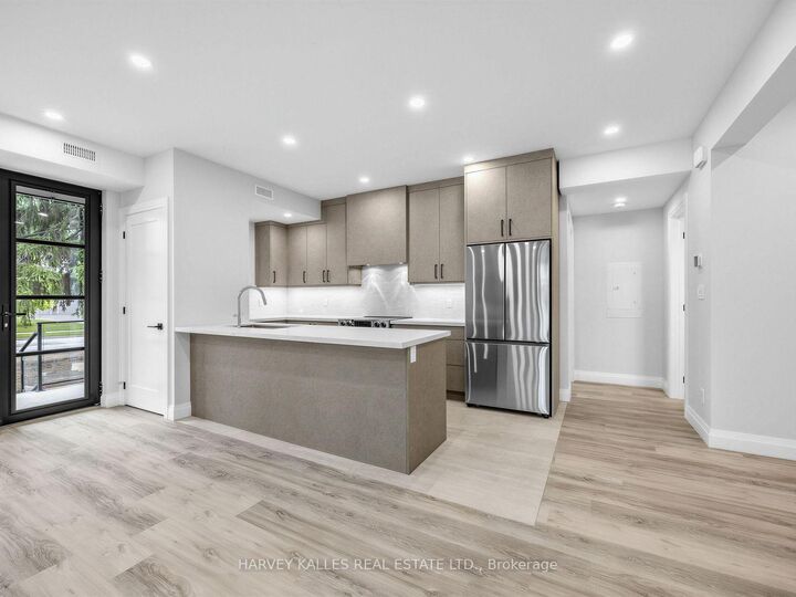 Property Photo:  102 Shaver Avenue N 1  ON M9B 4N7 
