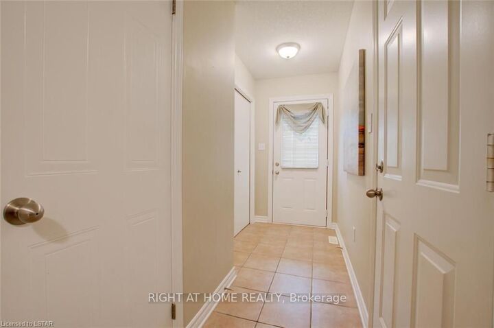 Property Photo: 1059 Whetherfield Street 44 ON N6H 0B6