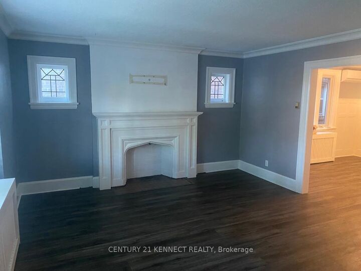 Property Photo:  1102 Avenue Road Upper  ON M5N 2E3 