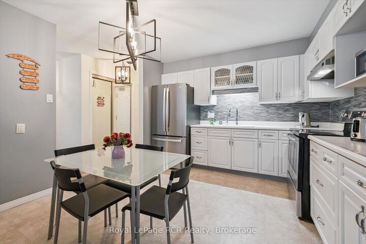 Property Photo:  440 Durham Street W 205  ON N0G 2L1 
