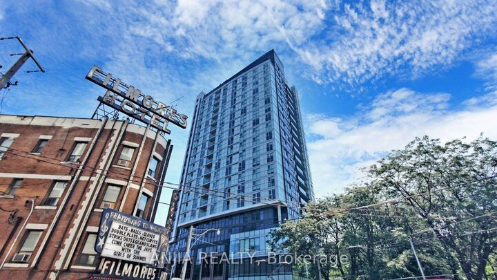 Property Photo: 219 Dundas Street E 803 ON M5A 0V1