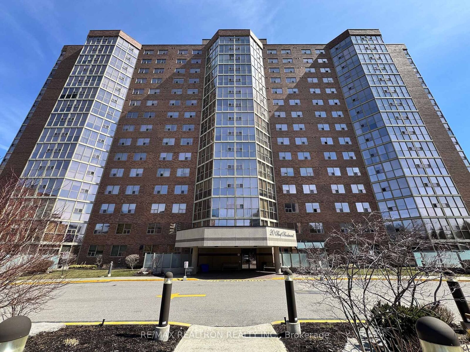 Property Photo:  20 Baif Boulevard 705  ON L4C 8T1 