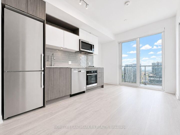 Property Photo:  100 Dalhousie Street 4805  ON M5B 0C7 