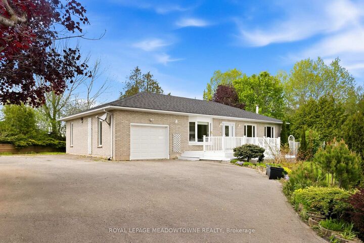 Property Photo:  9078 Wellington Rd 124 N/A  ON N1H 6H7 