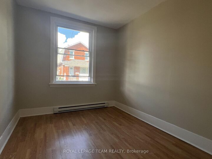 Property Photo:  10 Oxford Street 1  ON K1Y 2R7 