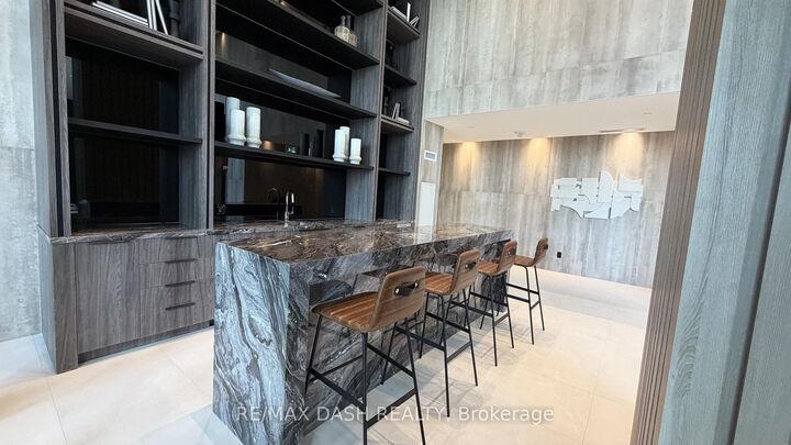 Property Photo:  6 Flavelle Trail 1420  ON L4L 0M8 