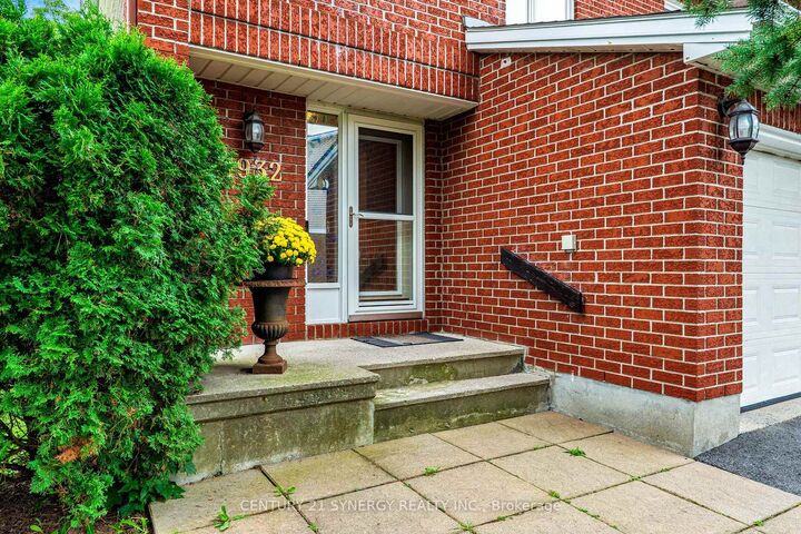 Photo de la propriété: 1932 Ashmont Street ON K1C 7B9