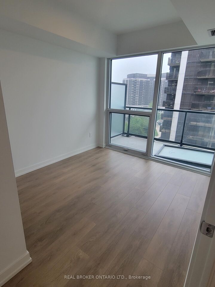 Property Photo:  1100 Sheppard Avenue W 911  ON M3J 0H1 
