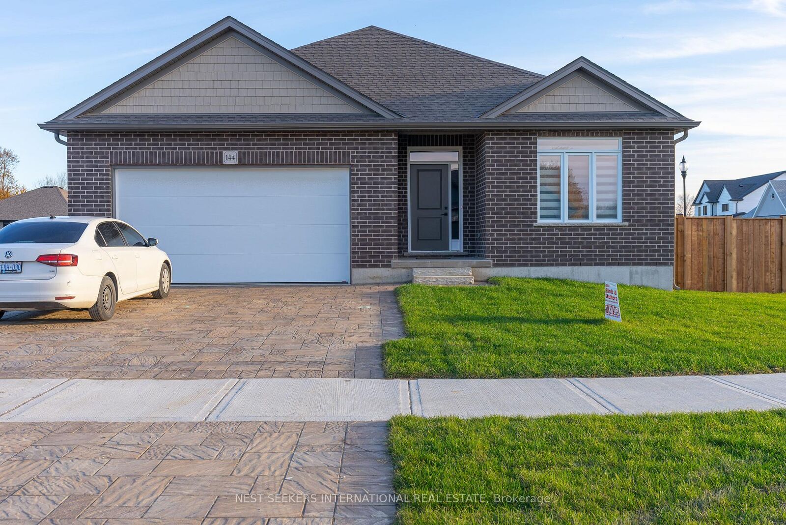 Property Photo:  144 Foxborough Place  ON N0M 2P0 