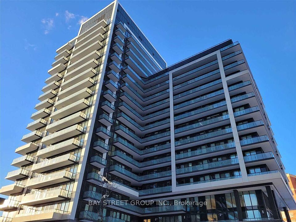 Property Photo:  85 Oneida Crescent 902  ON L4B 0H4 
