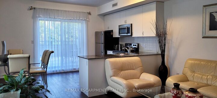 Property Photo:  736 Sheppard Avenue W 204  ON M3H 2S8 