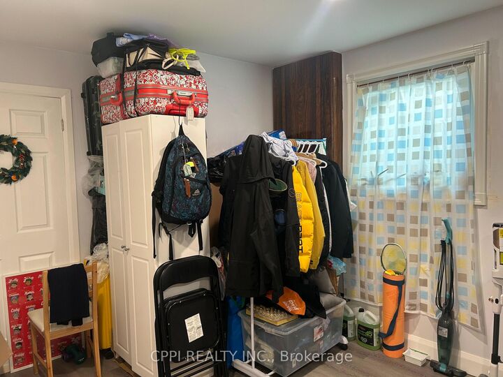 Property Photo:  10 Pettibone Square Bsmnt  ON M1W 2J2 