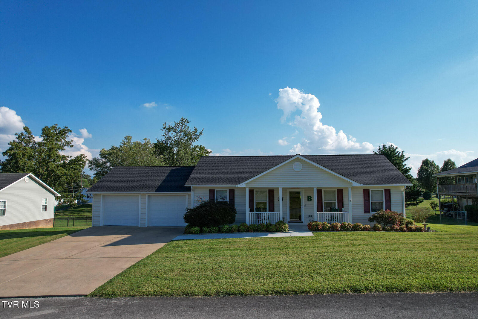 Property Photo:  37 Fairview Ridges Drive  TN 37616 