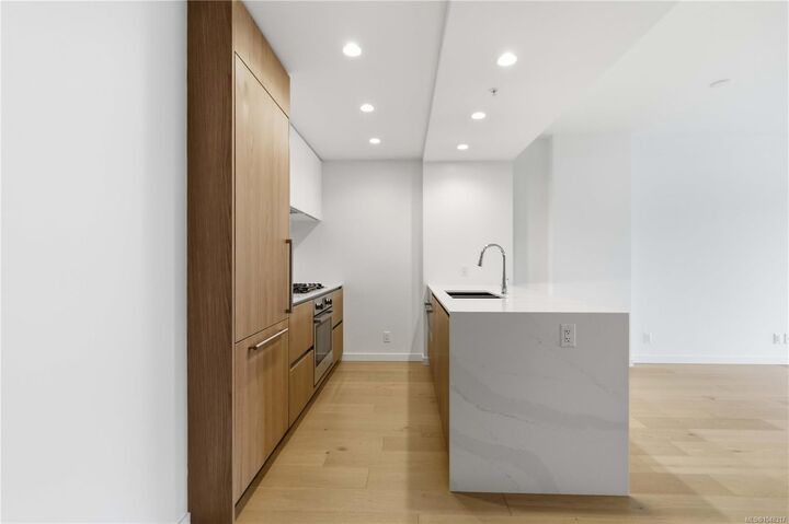 Property Photo:  2000 Hannington Rd #1013  BC V9B 7C1 