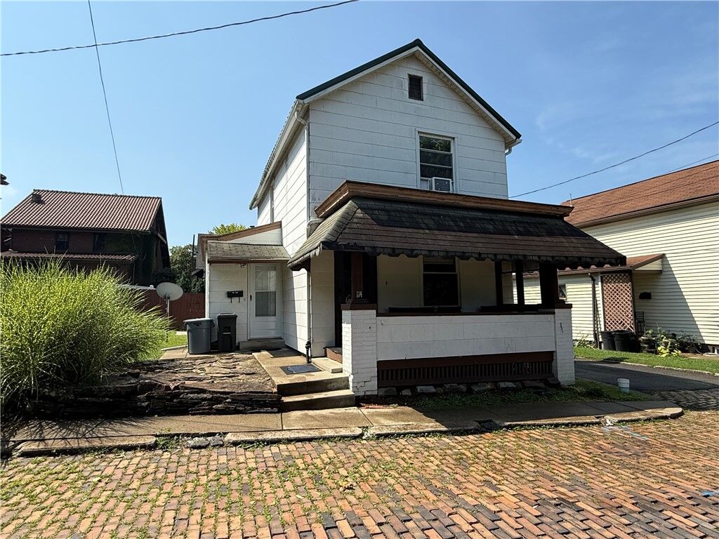 Property Photo: 114 15th St PA 15690