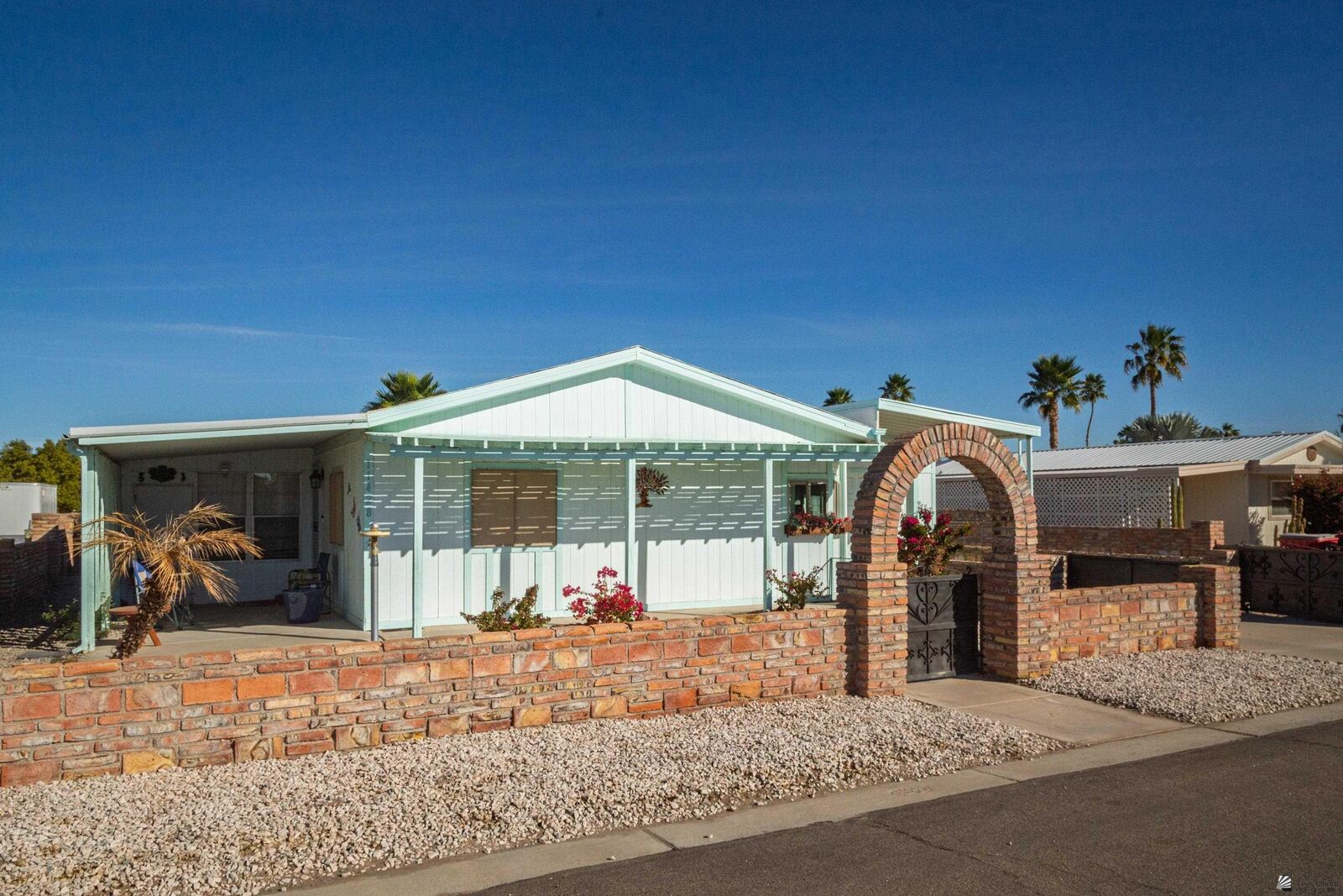 Property Photo: 11428 E 37 St AZ 85367