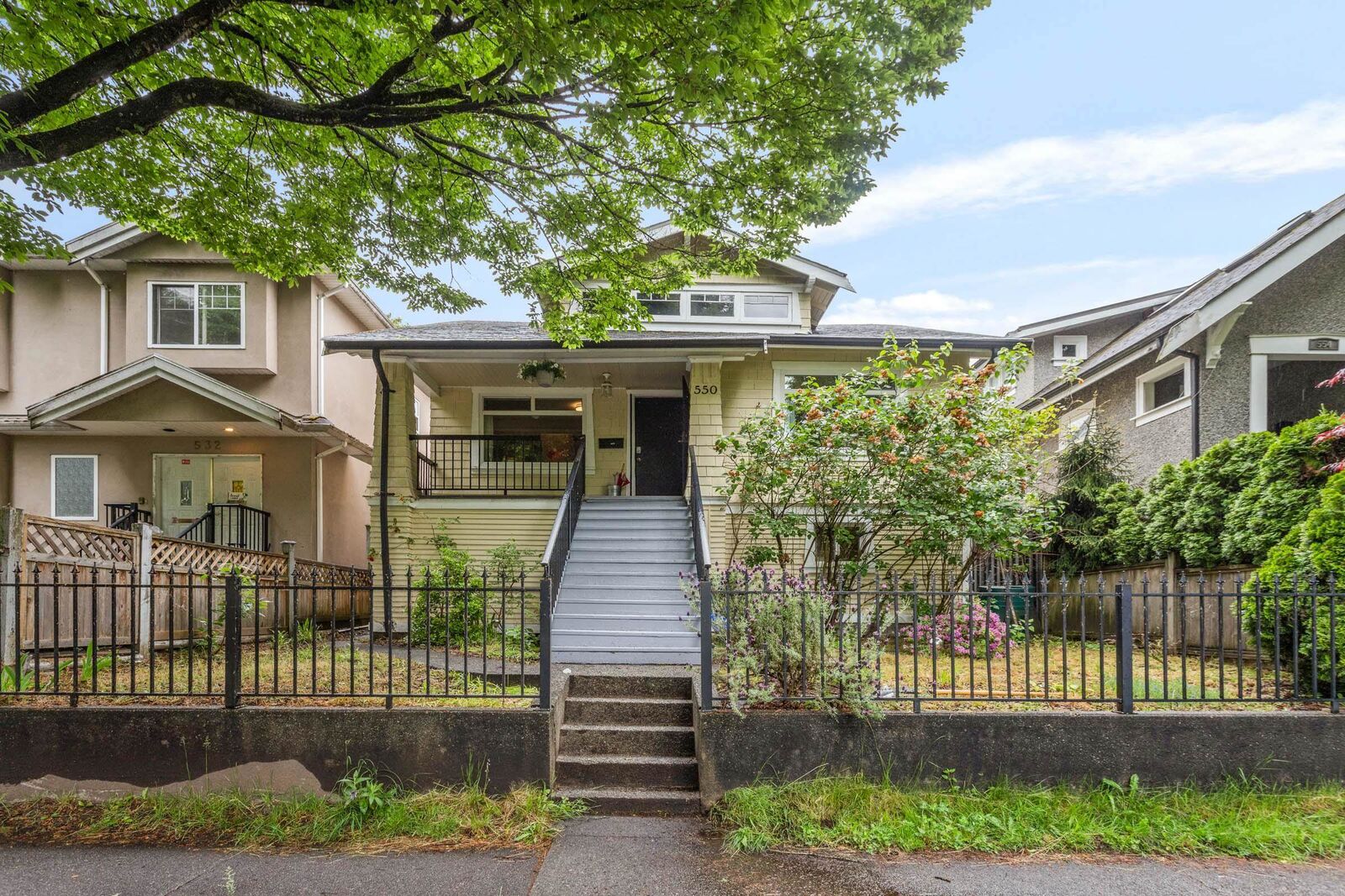 Property Photo:  550 Cassiar Street  BC V5K 4M9 