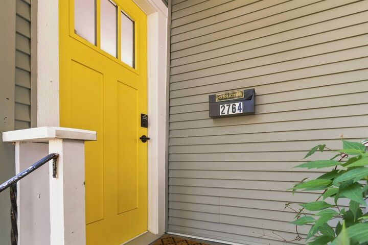 Property Photo:  2764 Dundas Street  BC V5K 1R2 