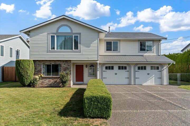 Property Photo:  45199 Stevenson Road  BC V2R 1L9 
