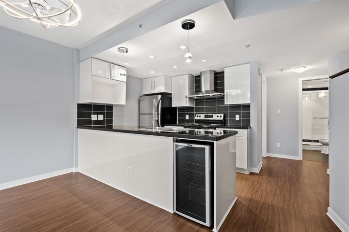 Property Photo:  188 Keefer Place 221  BC V6B 0J1 