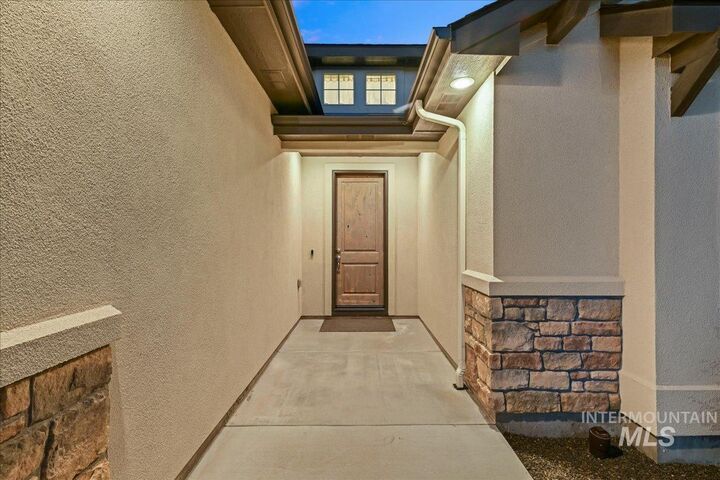 Property Photo:  18080 N Treeline Ave  ID 83687 