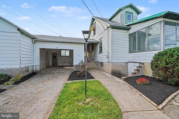 Property Photo:  1319 Main Street  PA 17113 
