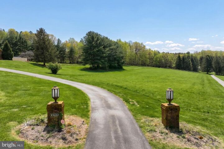 Property Photo:  2761 Baltimore Pike  PA 17331 