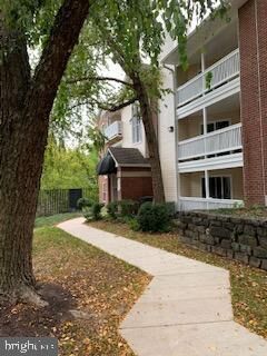 Property Photo:  1532 Lincoln Way 103  VA 22102 